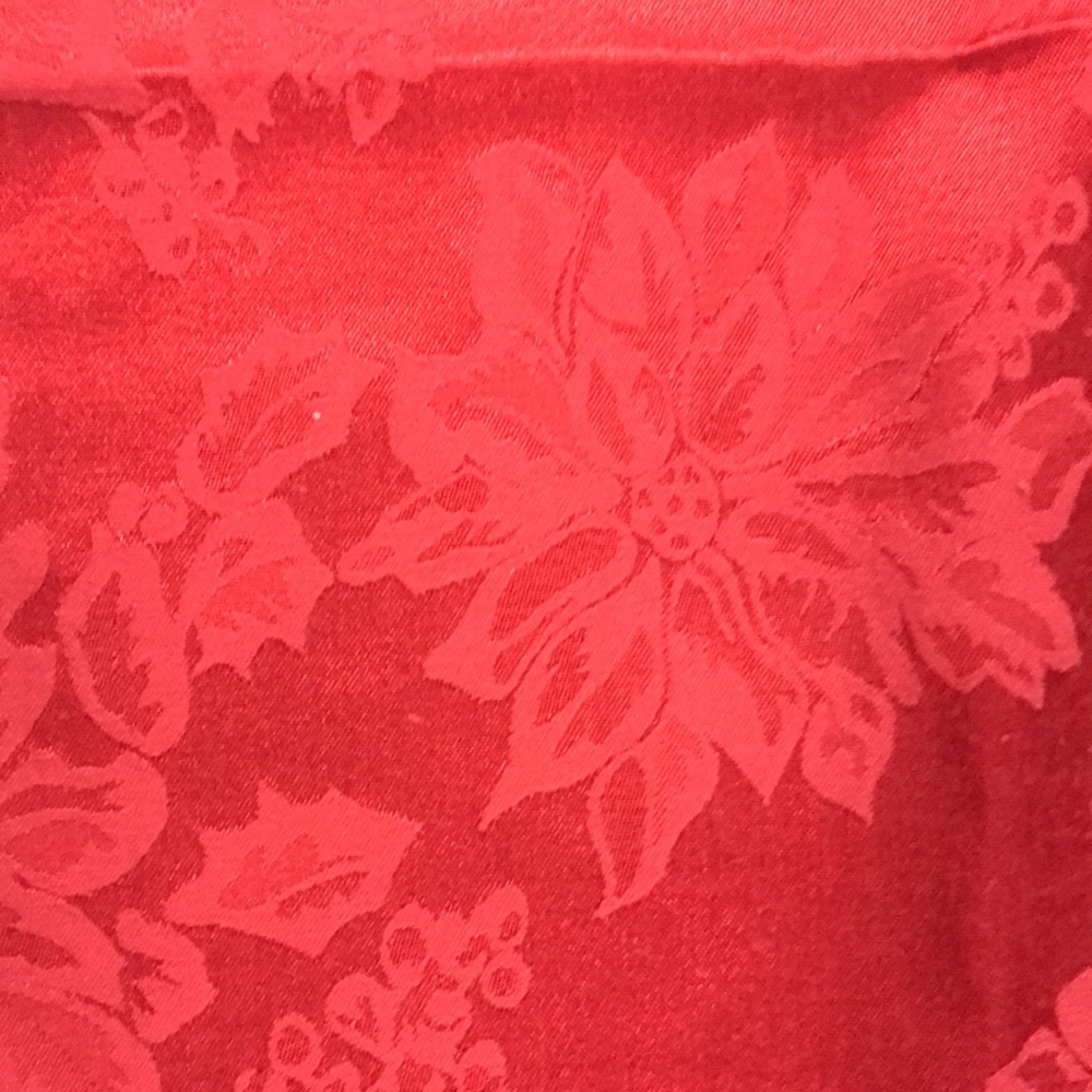 8ft x 4 ft rectangular tablecloth - Picture 2 of 2